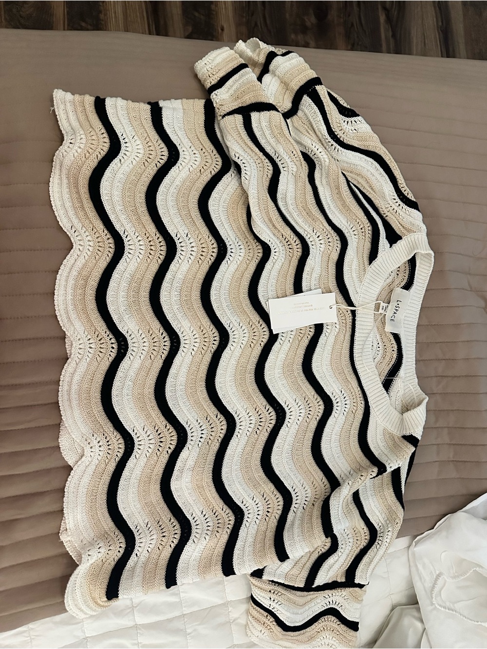 Wavy Stripe Knit Shirt - Cream & Black